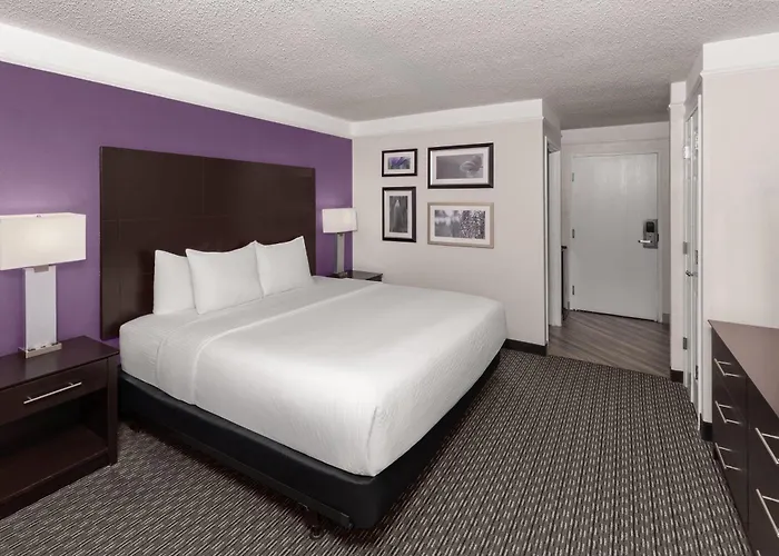 La Quinta By Wyndham Austin 3*