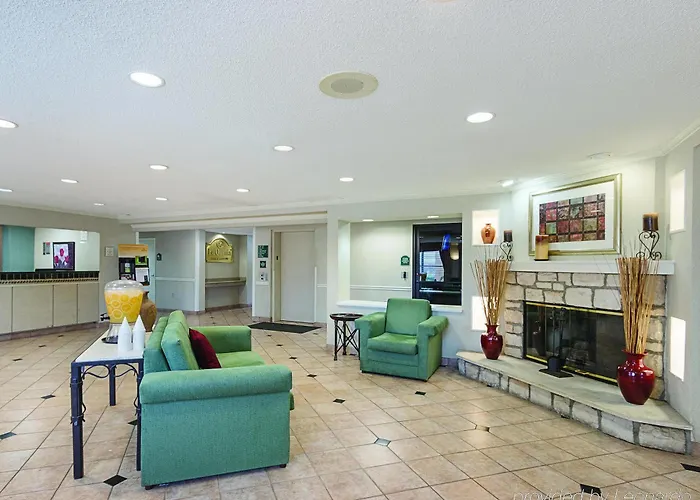 La Quinta By Wyndham Austin 3*