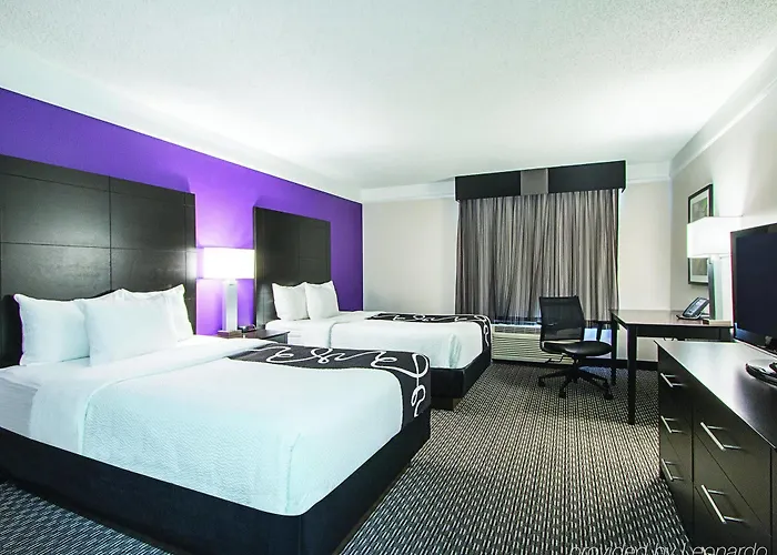 La Quinta By Wyndham Austin 3*