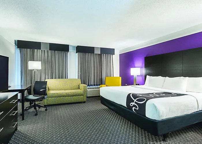 La Quinta By Wyndham Austin 3*